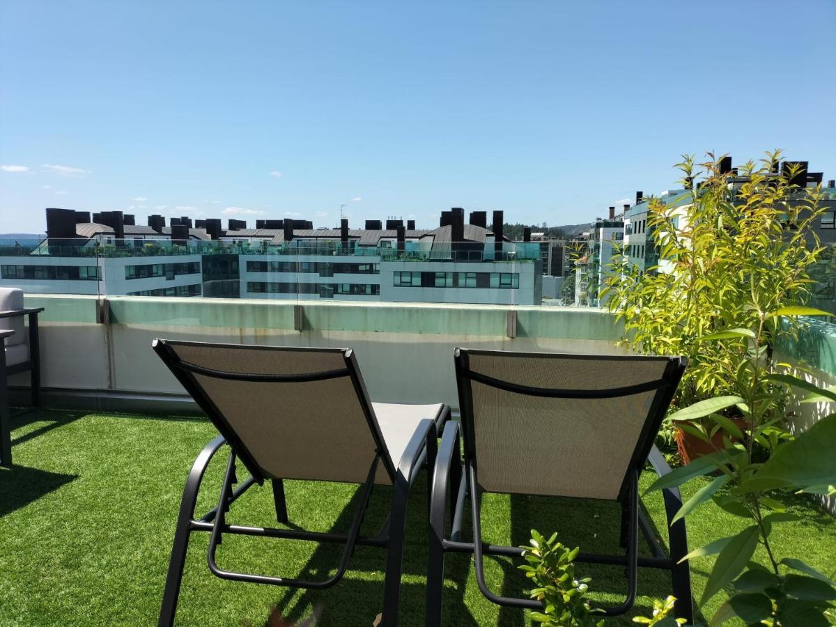 Ferienwohnung Preciosa Habitacion Doble En Atico Con Terraza II Santiago de Compostela Exterior foto